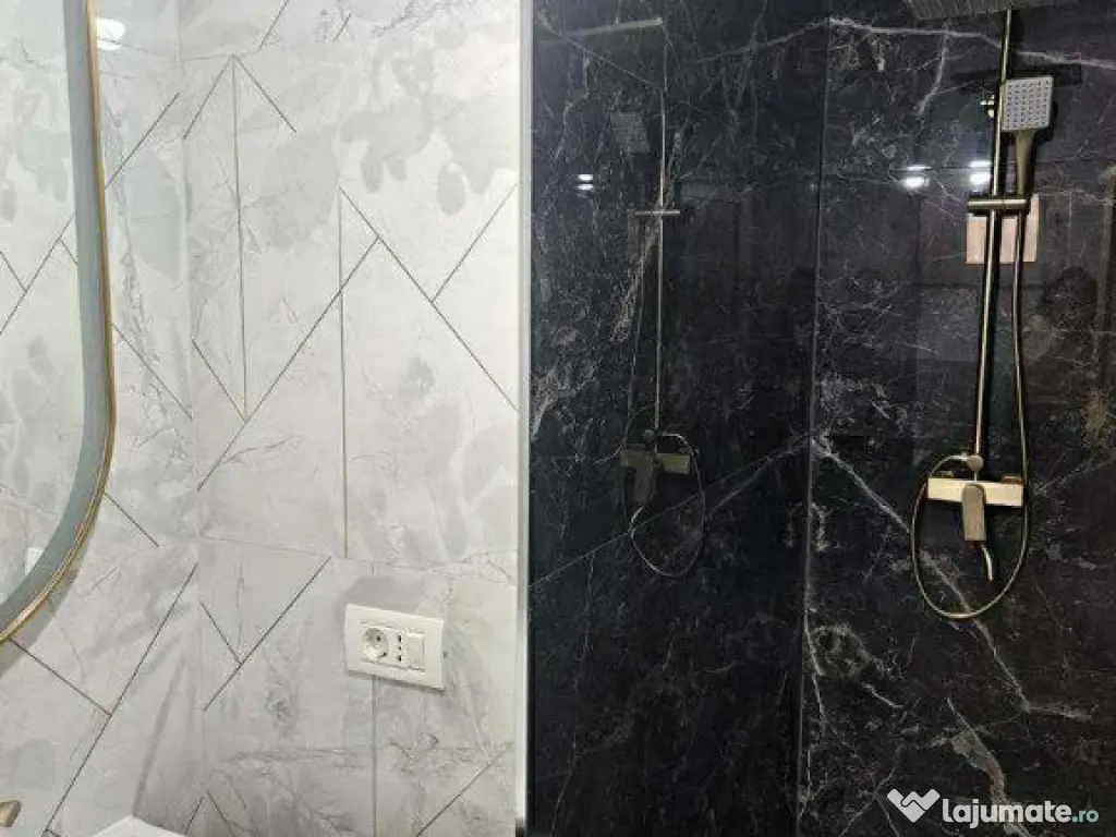 Apartament de 3 camere zona Calea Bucuresti