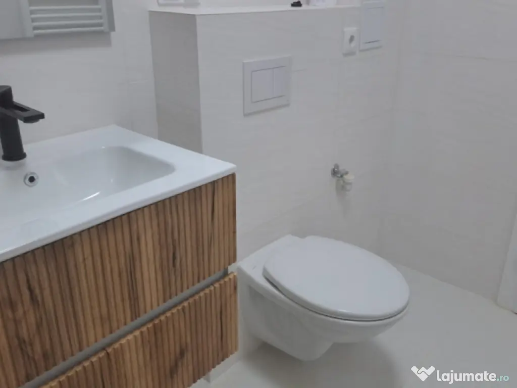 Apartament 2 camere, 58 mp, zona Vivo Mall 