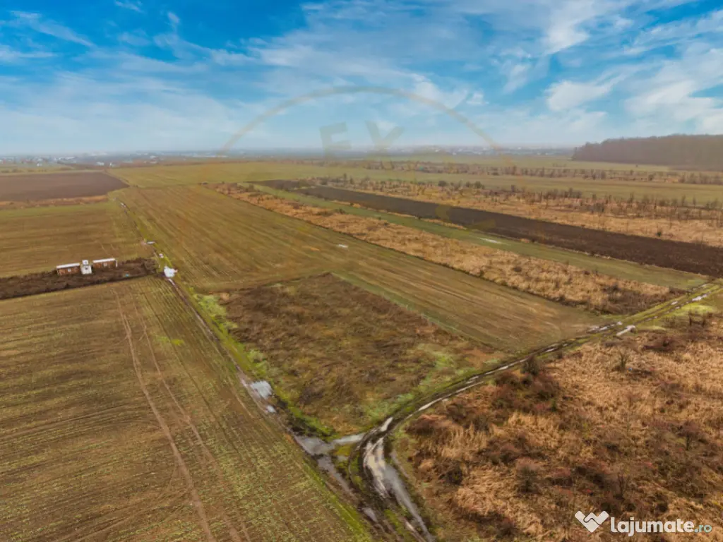 Teren intravilan 5040 mp, deschidere dubla 