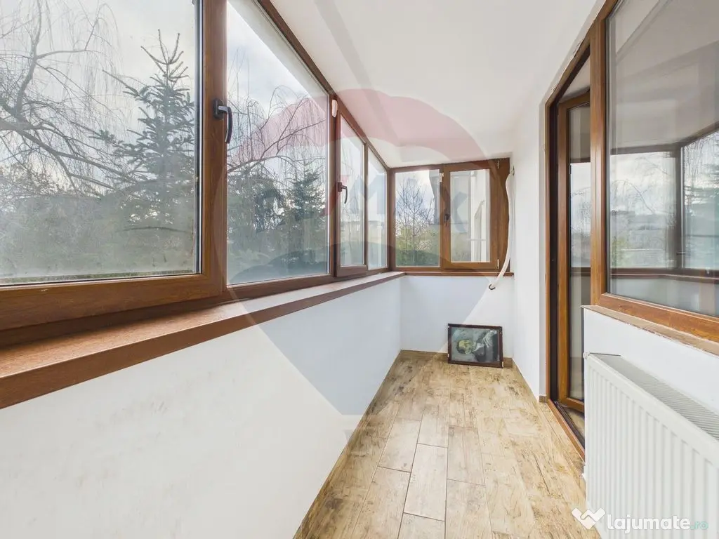 Apartament 3 camere 96 mp plus garaj subteran imobil 2016... 