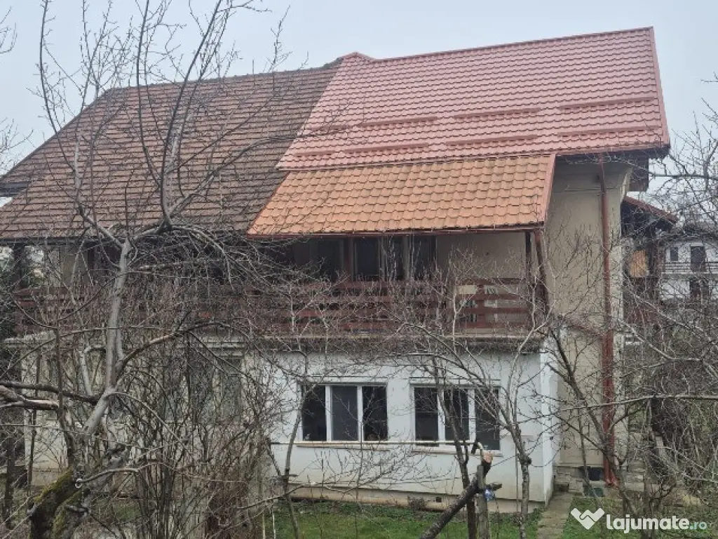 Zona TBC, casa cu etaj , 10 ari teren 