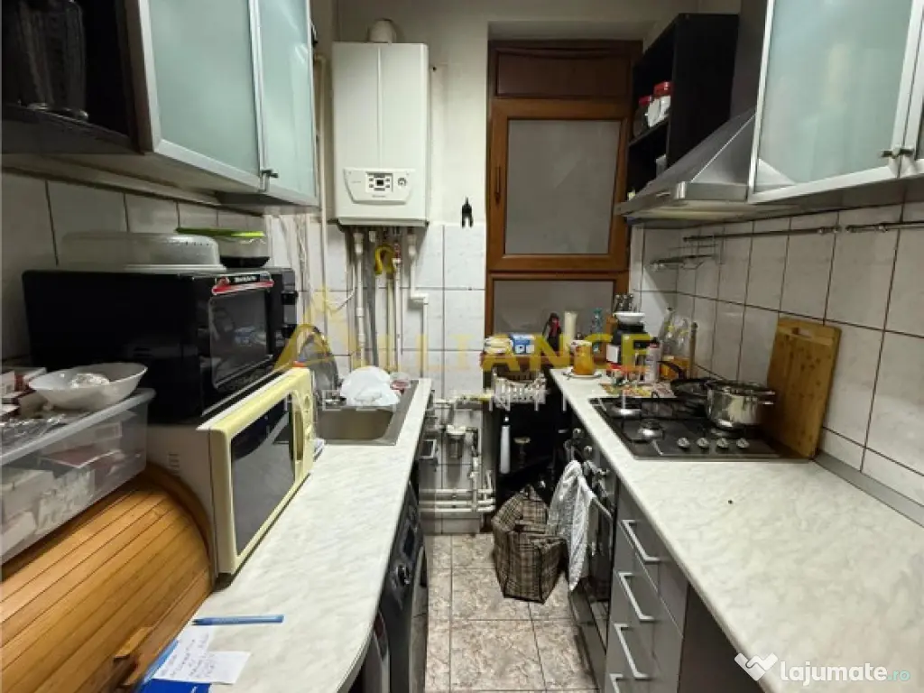 Apartament 2 camere etaj 1 zona Unirii centrala perfect pent 