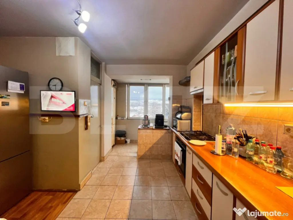 Bloc Republicii,zona Maier – ultra-central – 2 băi – 