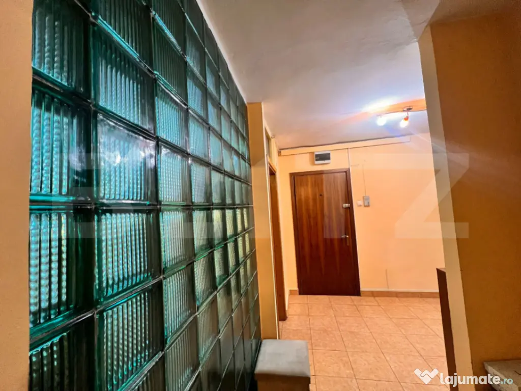 Bloc Republicii,zona Maier – ultra-central – 2 băi – 