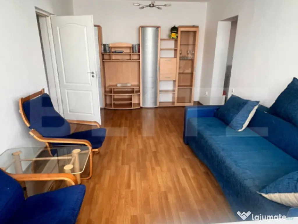 Apartament 2 camere semidecomandat 