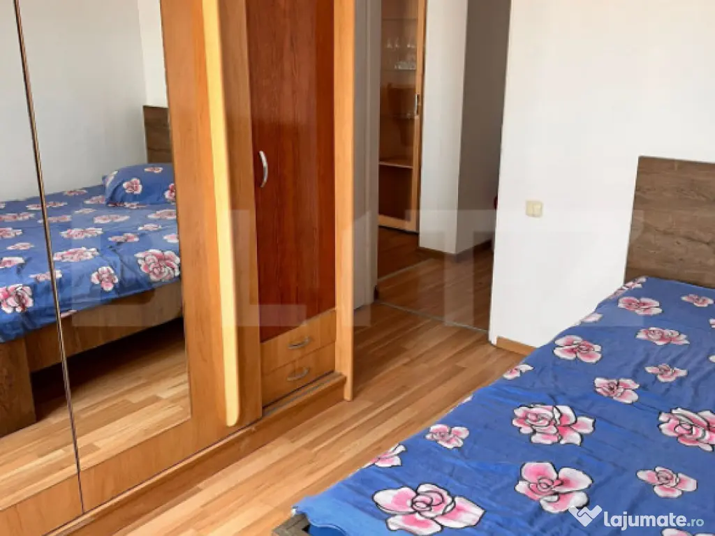 Apartament 2 camere semidecomandat 