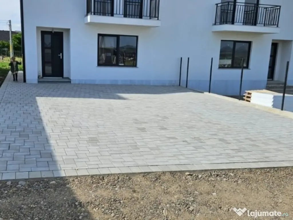 Casa / Vila ( P + 1) - Duplex Zona Ipotesti