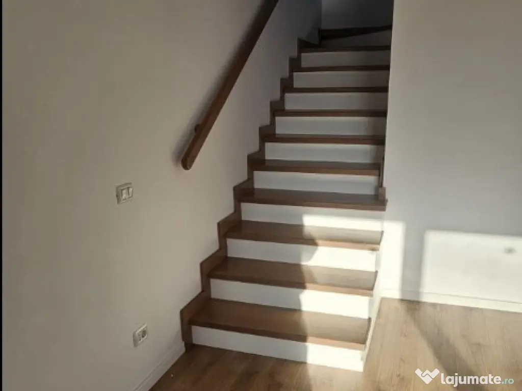 Casa / Vila ( P + 1) - Duplex Zona Ipotesti