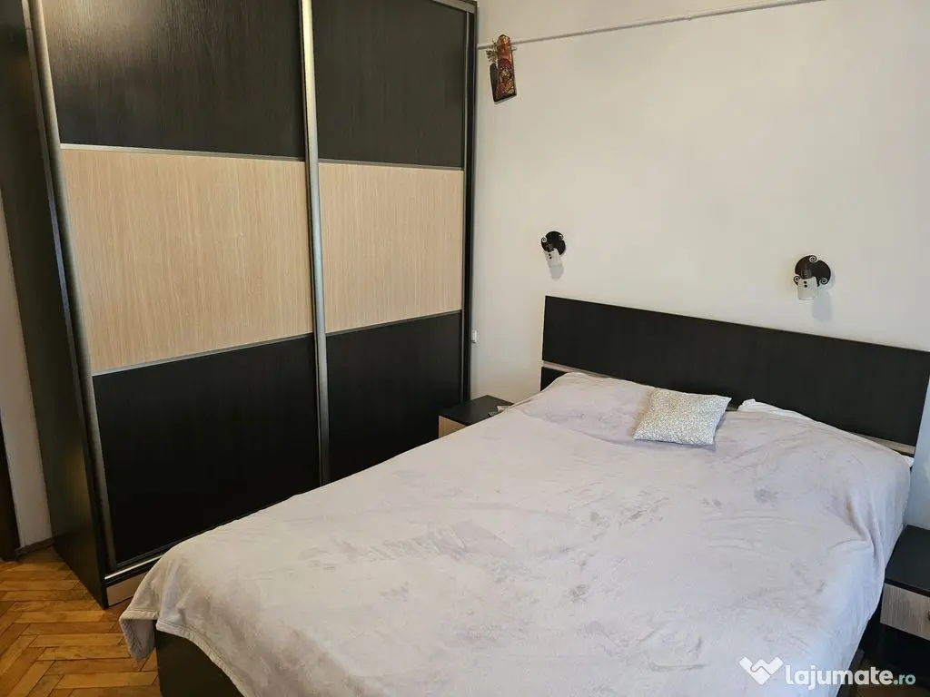 Apartament cu 3 camere, mobilat si utilat - Piata Centrala