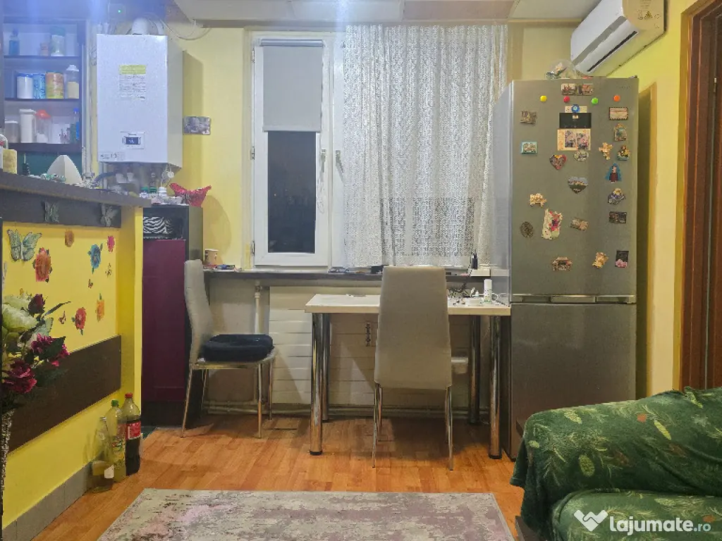 Vand apartament cu 3 camere in Deva, zona Dacia, mobilat, utilat 