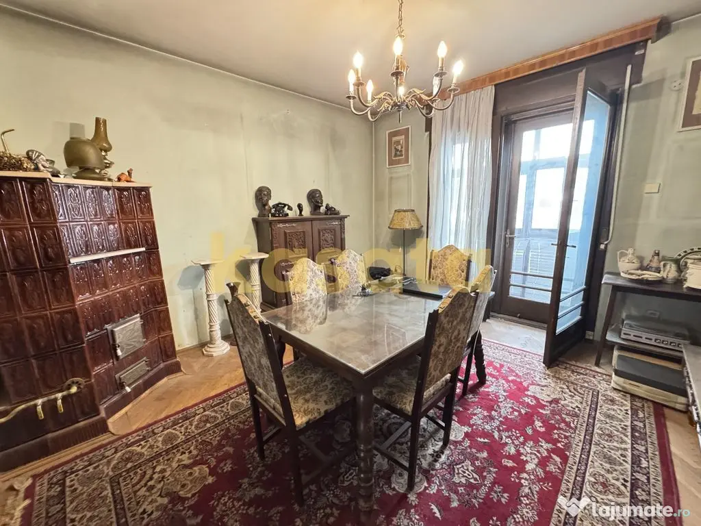 Apartament de vânzare | Ultracentral | 3 camere | Garaj ... 