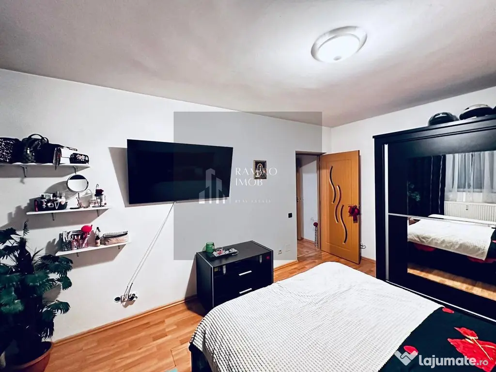 Apartament 2 camere decomandat Sector 4