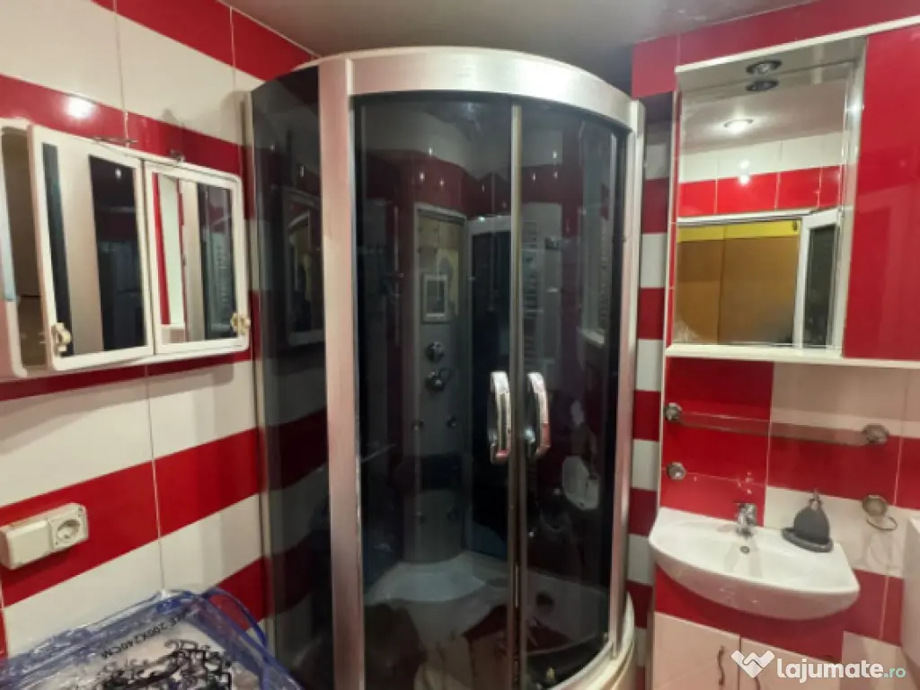 Apartament cu 2 intrari, beci 27 mp, mobilat – Orasul Vech 