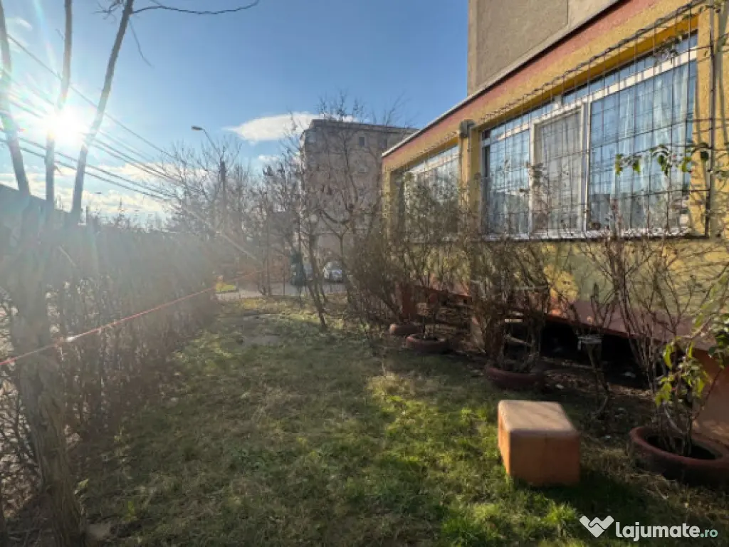 Apartament cu 2 intrari, beci 27 mp, mobilat – Orasul Vech 