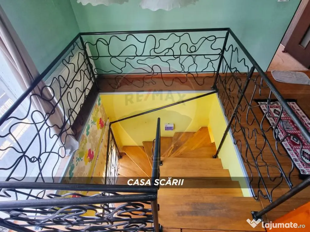 Casă / Vilă cu 5 camere de vânzare în zona Orasul Vechi 