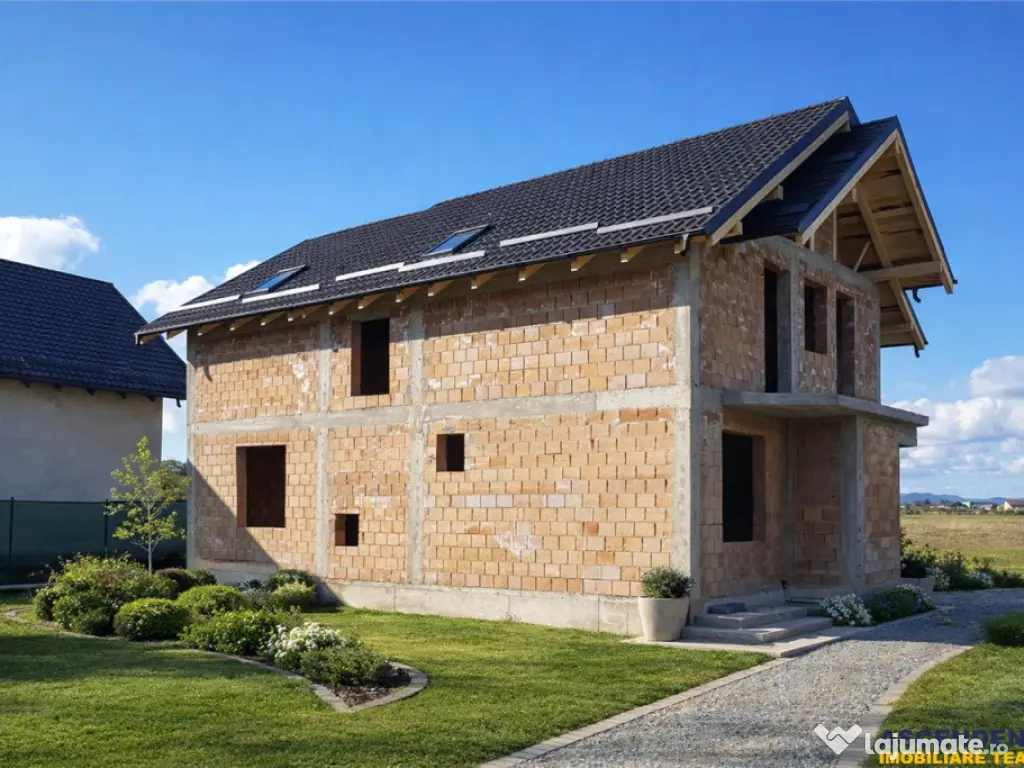 Casa eleganta pe 2 nivele, la 15 minute de Brasov, DJ 112A, 