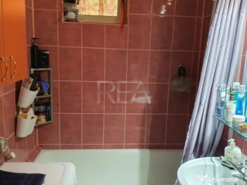 2 camere, et 7/8, 50 mp-Drumul Taberei, Mall Plaza 