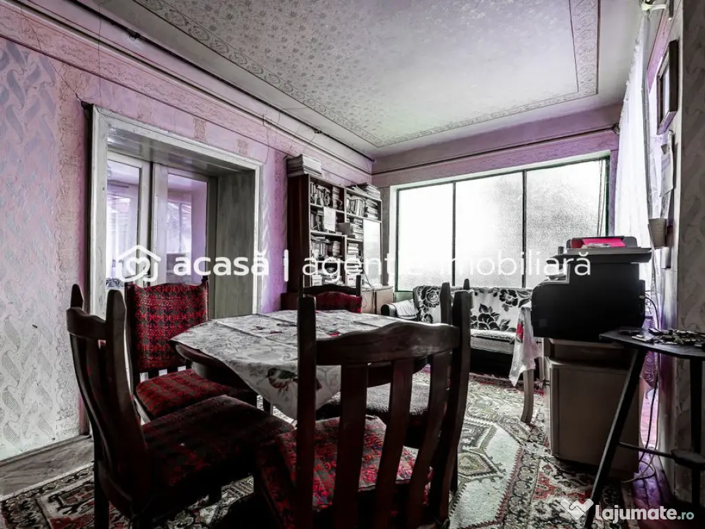 Casă de vanzare cu 3 camere in Chisineu Cris - Locuința... 