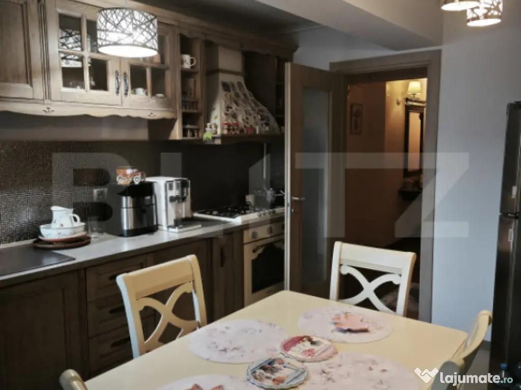 Apartament de lux 92 mp mobilat si utilat zona RAMADA Pitest