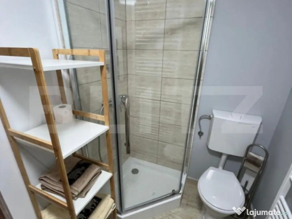 Proprietate pe malul Mureșului – Stâna de Mureș