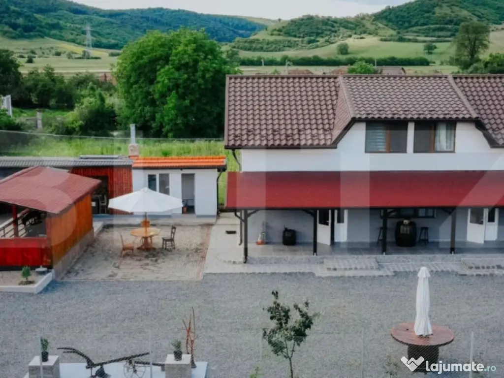 Proprietate pe malul Mureșului – Stâna de Mureș