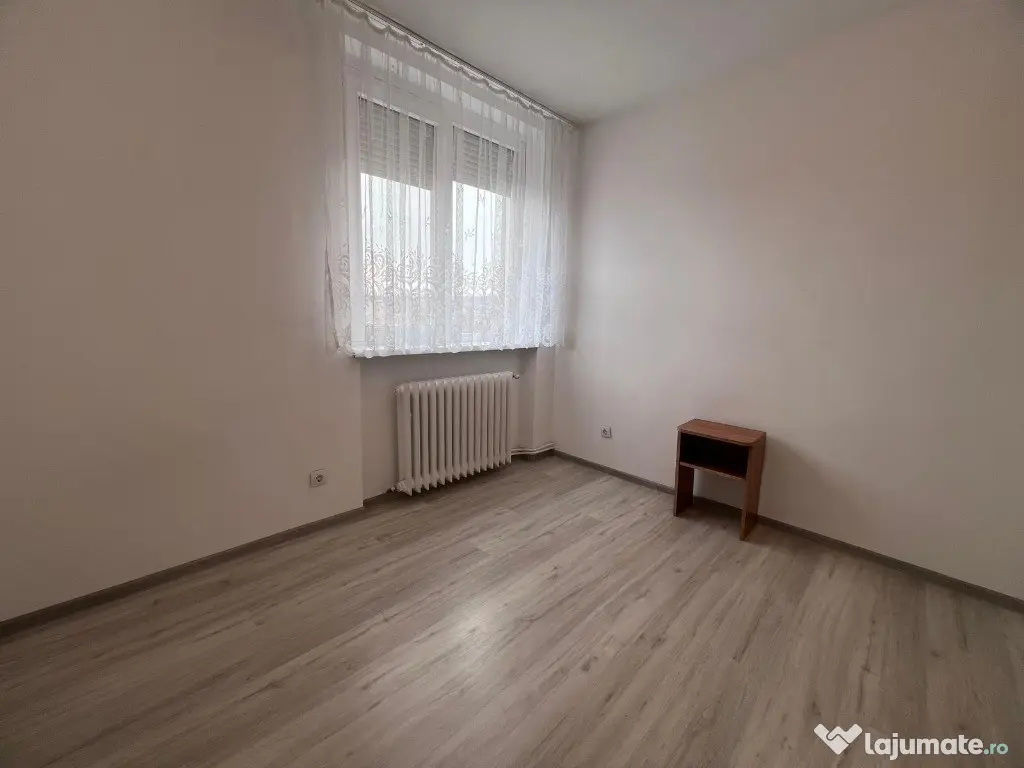 Apartament 3 camere,zona Gojdu