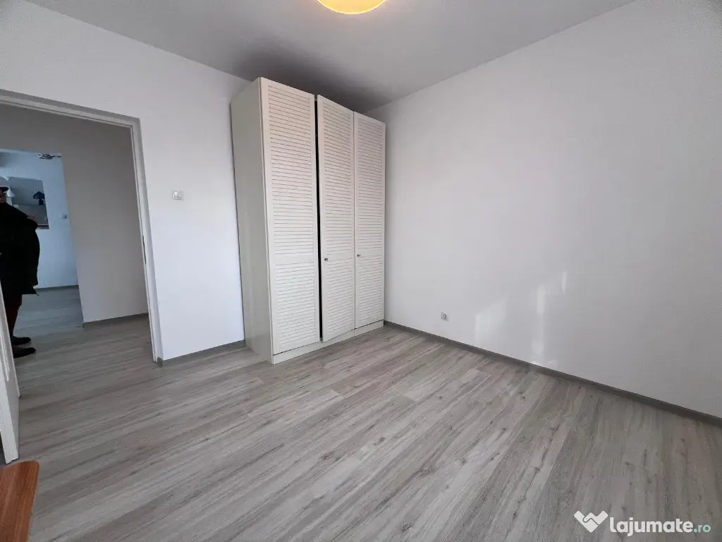 Apartament 3 camere,zona Gojdu