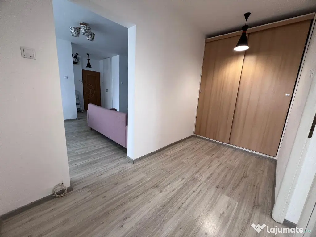 Apartament 3 camere,zona Gojdu