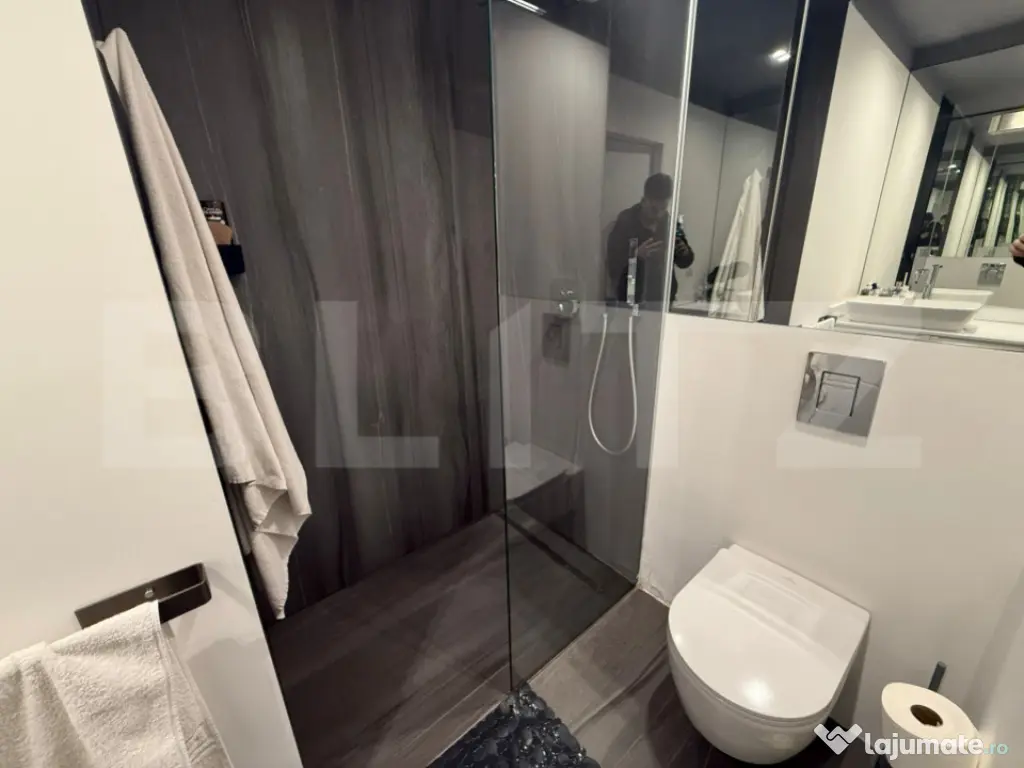 Apartament 3 camere decomandat, 98 mp, zona Sfintii Apostoli