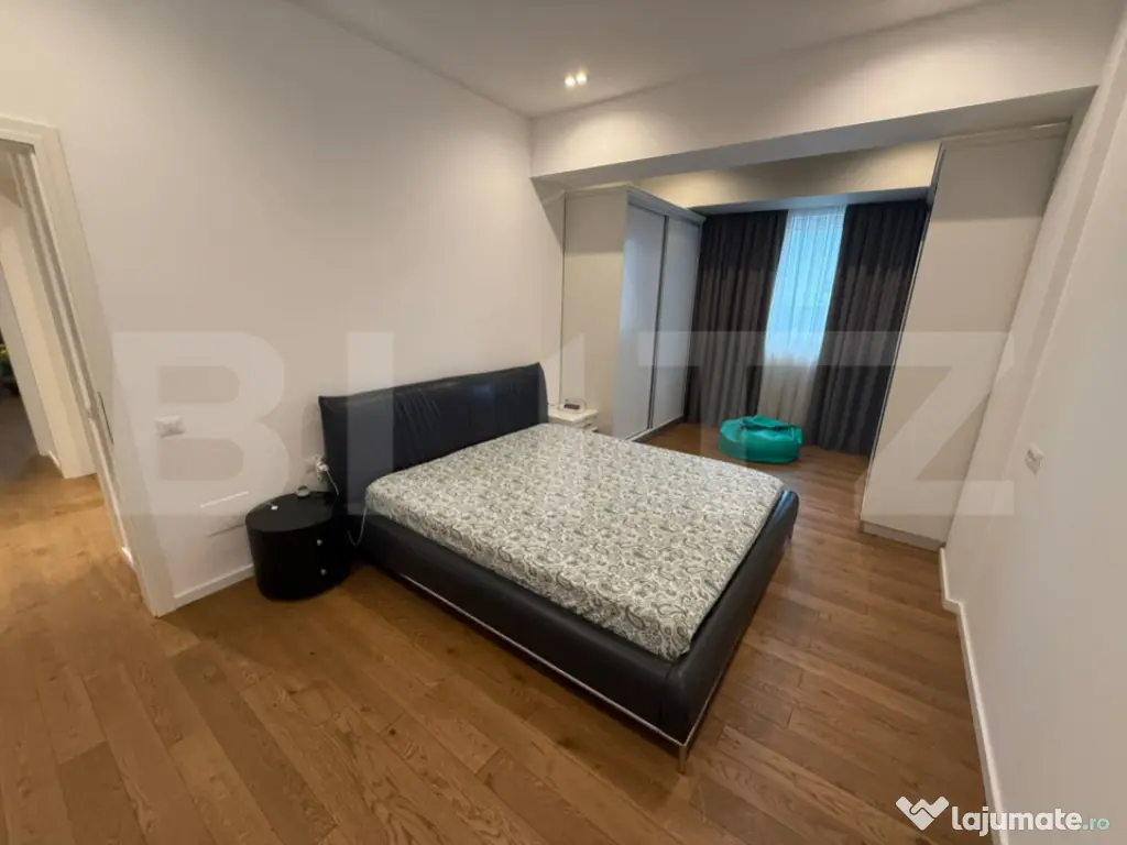 Apartament 3 camere decomandat, 98 mp, zona Sfintii Apostoli