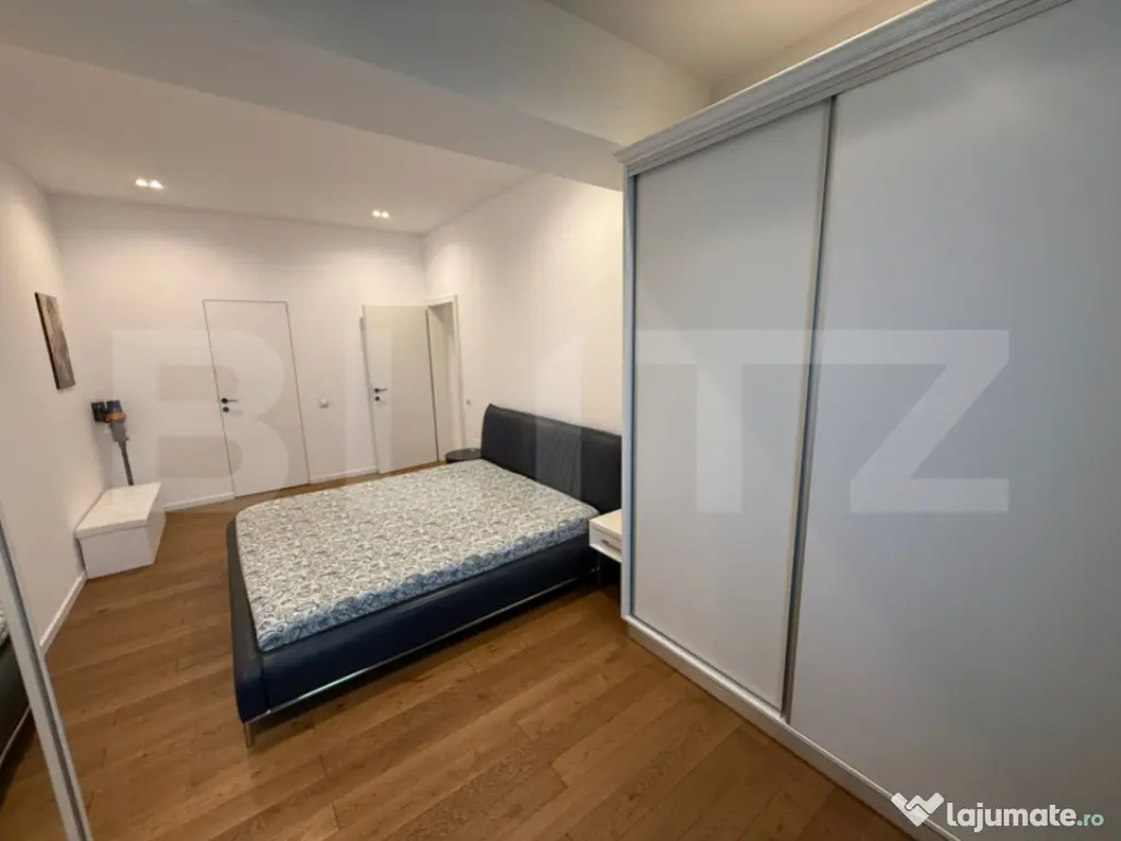 Apartament 3 camere decomandat, 98 mp, zona Sfintii Apostoli