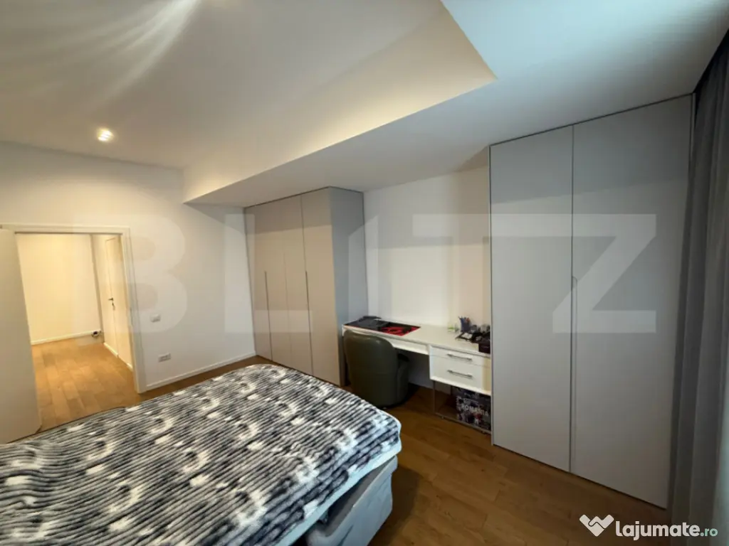 Apartament 3 camere decomandat, 98 mp, zona Sfintii Apostoli