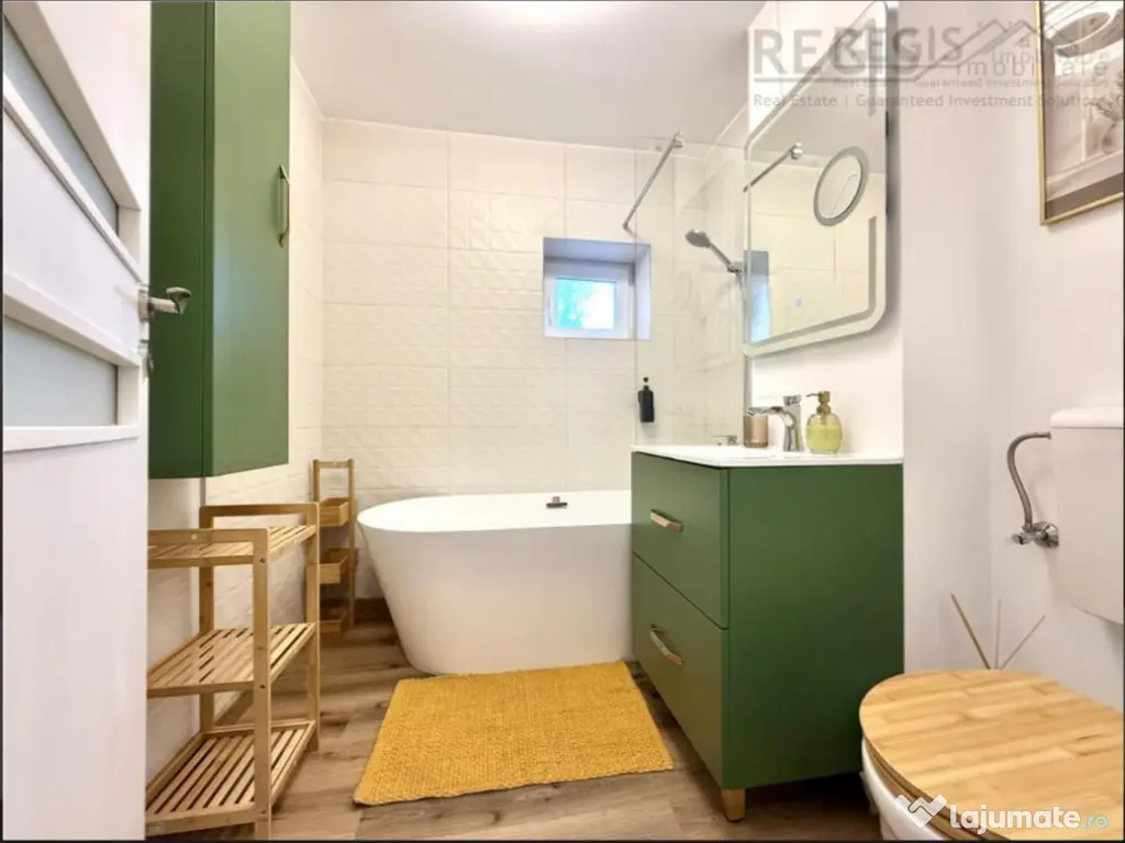 Apartament 4 camere modern cu parcare si boxa zona Spitalulu 