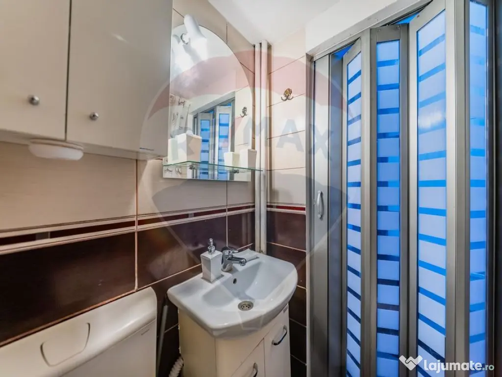 Apartament cu 2 camere de închiriat în zona Intim 