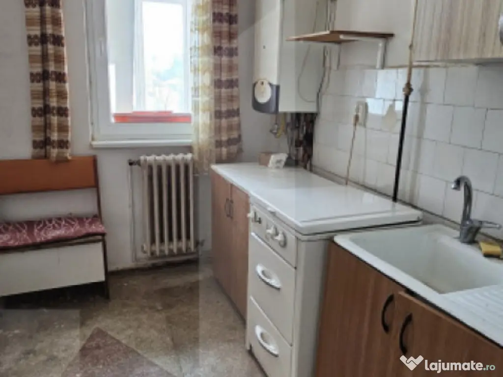 Apartament 2 camere, zonă centrală, lift -Sf.Gheorghe 