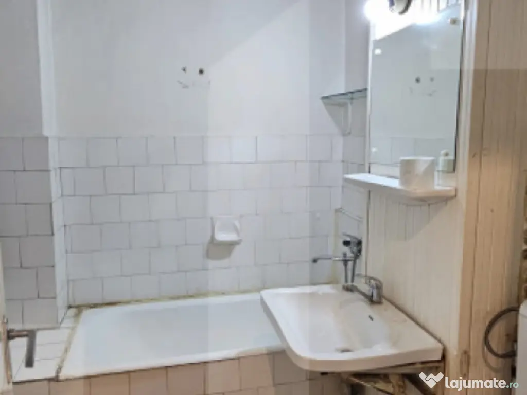 Apartament 2 camere, zonă centrală, lift -Sf.Gheorghe 