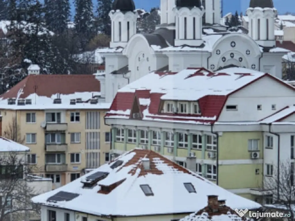 Apartament 2 camere, zonă centrală, lift -Sf.Gheorghe 