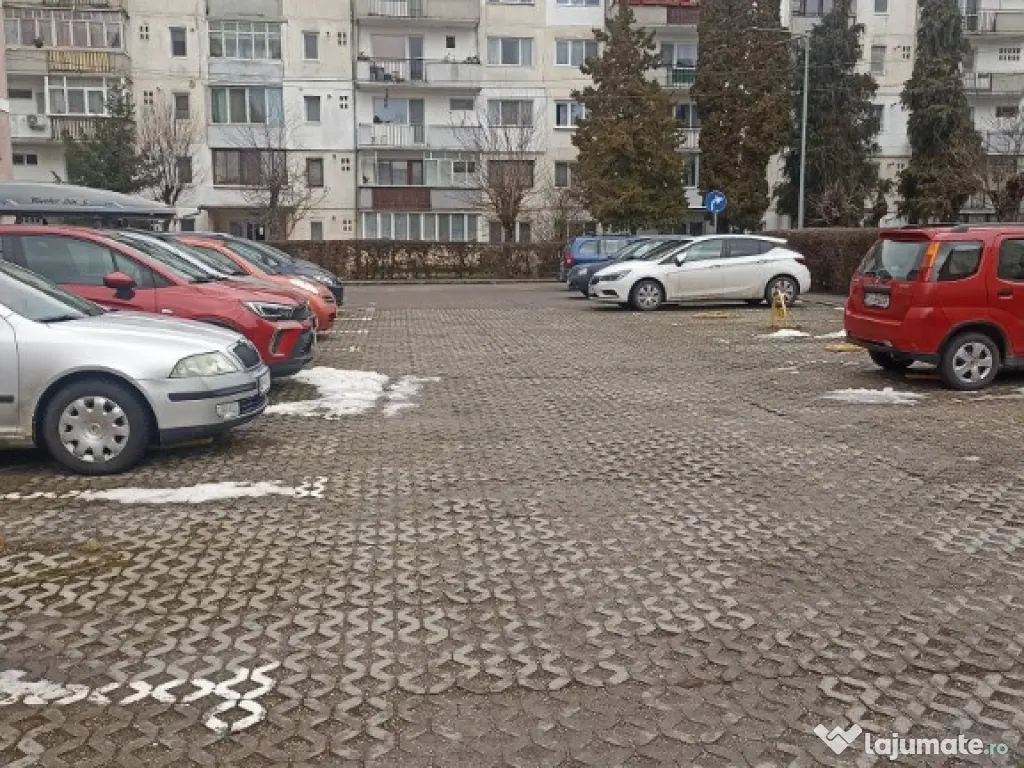 De vânzare apartament cu 2 camere în Sfântu Gheorghe