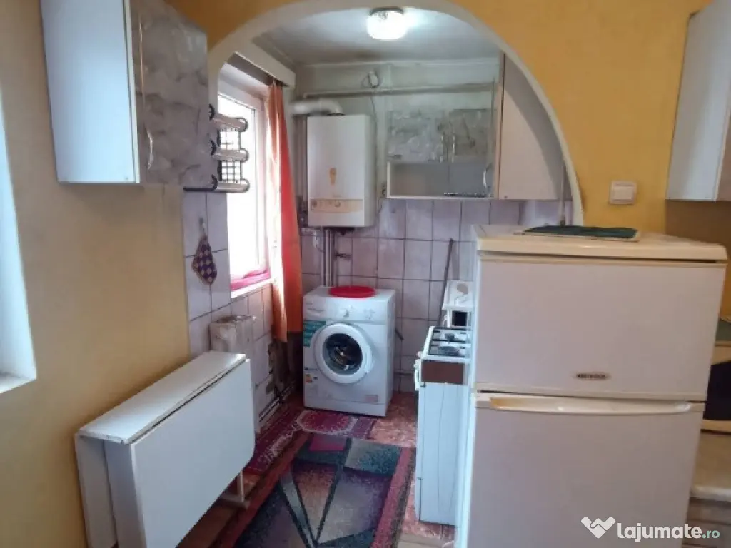 De vânzare apartament cu 2 camere în Sfântu Gheorghe