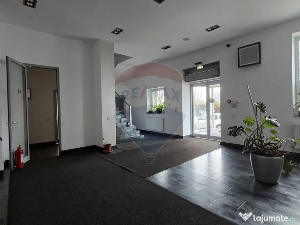 Spațiu de birouri de 1,780mp de vânzare în zona 13 Sep...