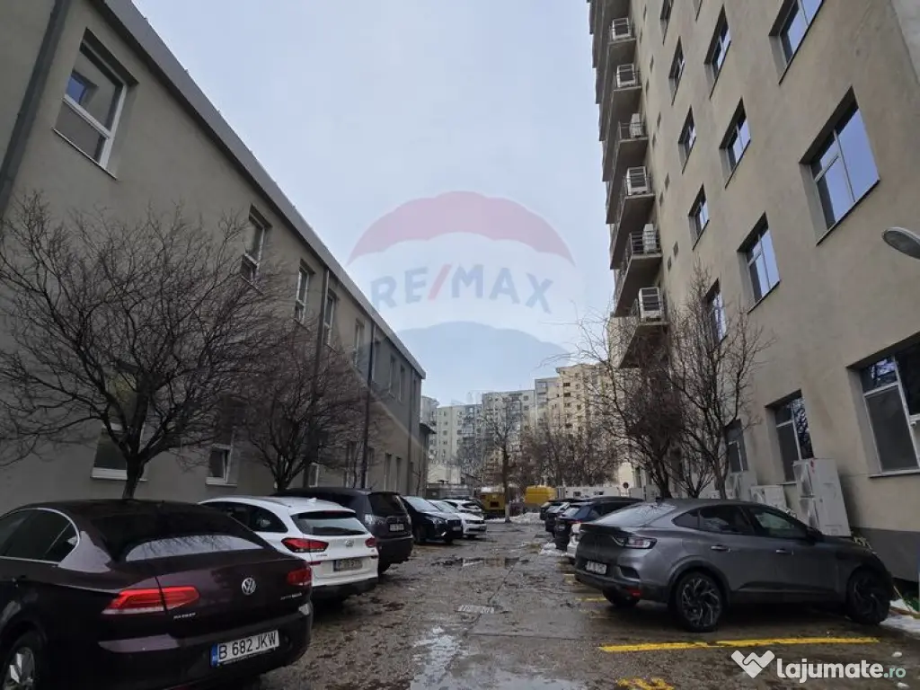 Spațiu de birouri de 1,780mp de vânzare în zona 13 Sep...
