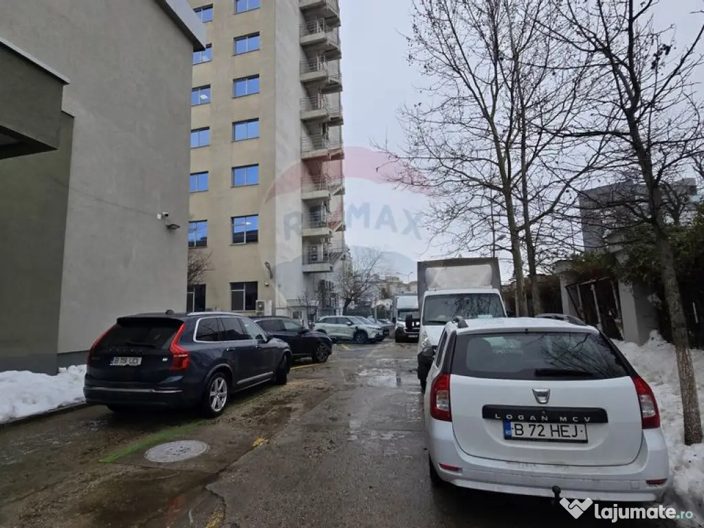 Spațiu de birouri de 1,780mp de vânzare în zona 13 Sep...