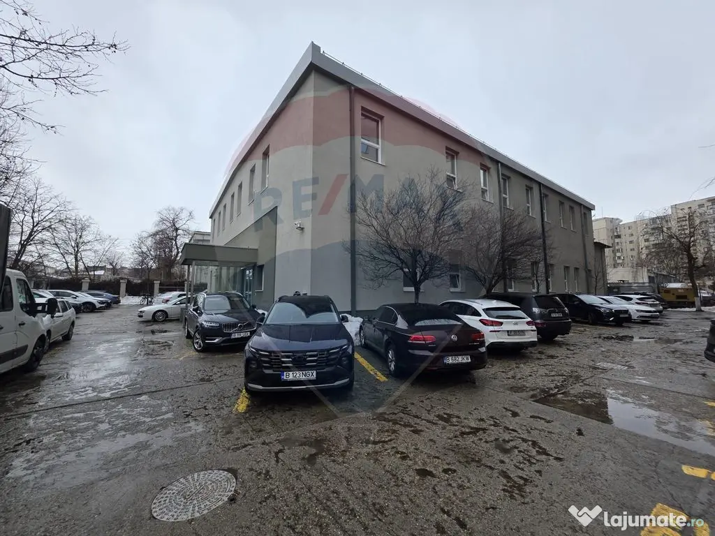 Spațiu de birouri de 1,780mp de vânzare în zona 13 Sep...