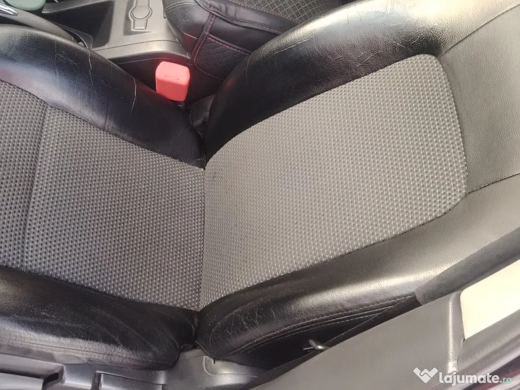 Chevrolet Captiva automată 