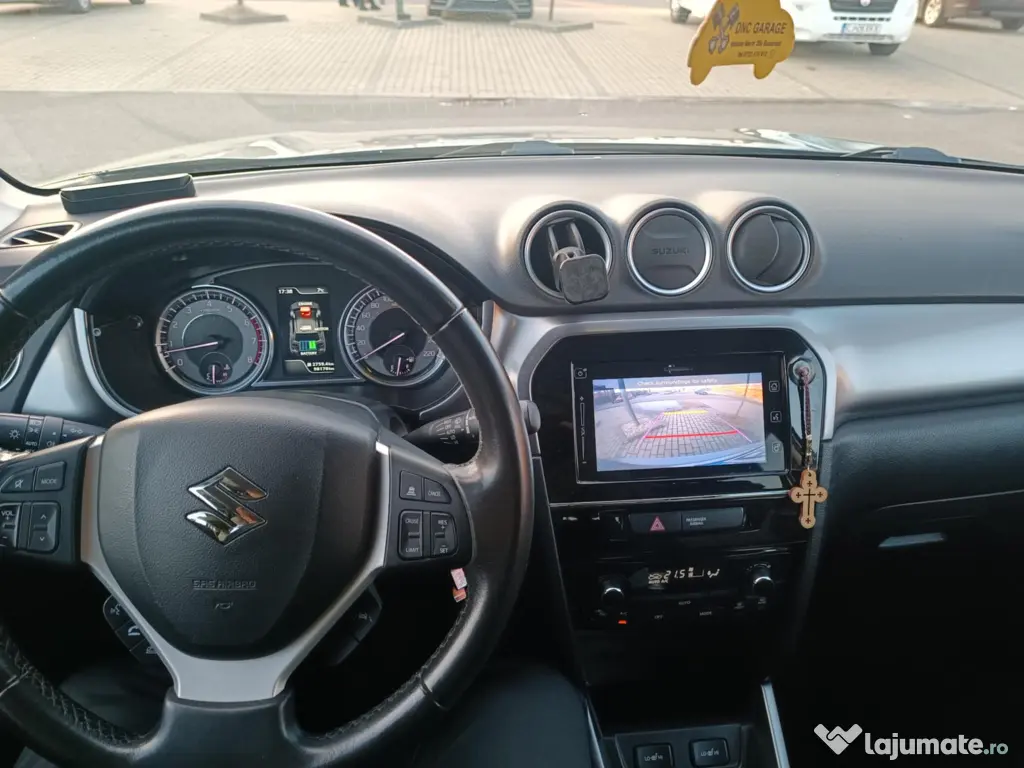 Suzuki Vitara mild hybrid 1.4 boosterjet 