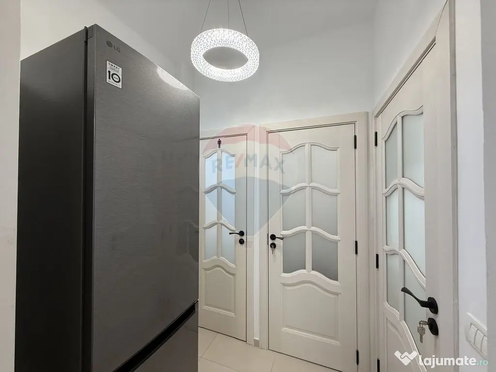 Apartament 4 camere de închiriat – Bd. Unirii / Str. V... 