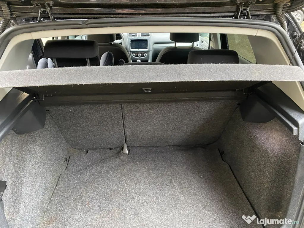 Vând Golf 6 1.6 TDI 105 CP 