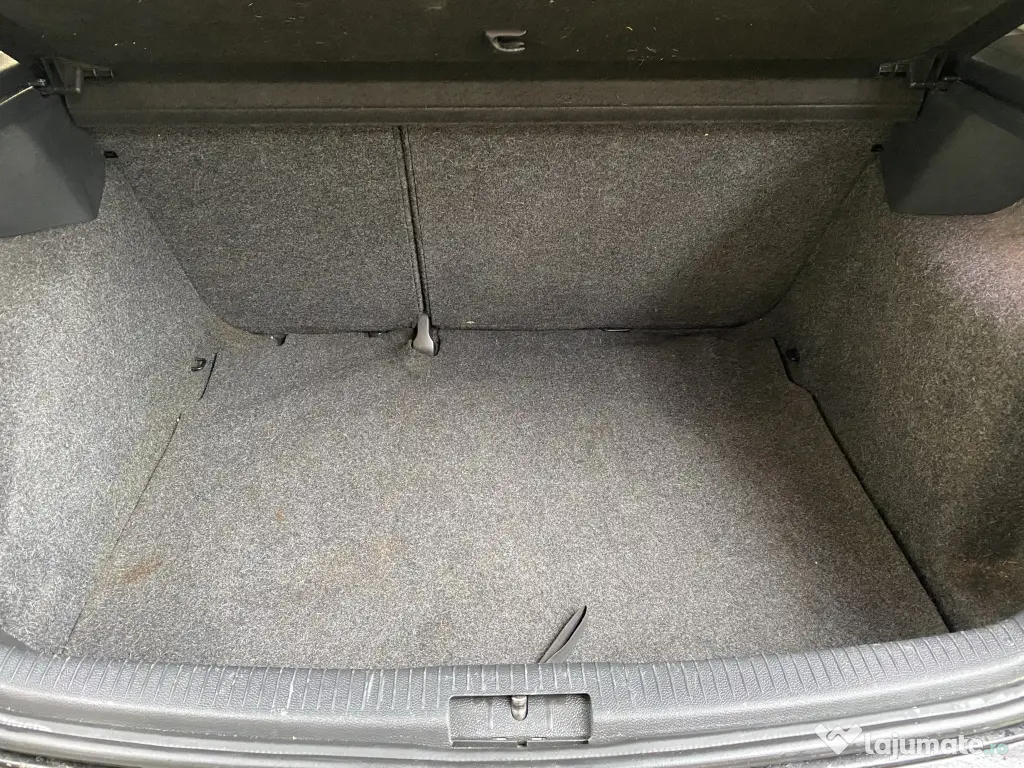 Vând Golf 6 1.6 TDI 105 CP 