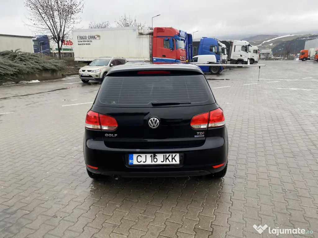 Vând Golf 6 1.6 TDI 105 CP 