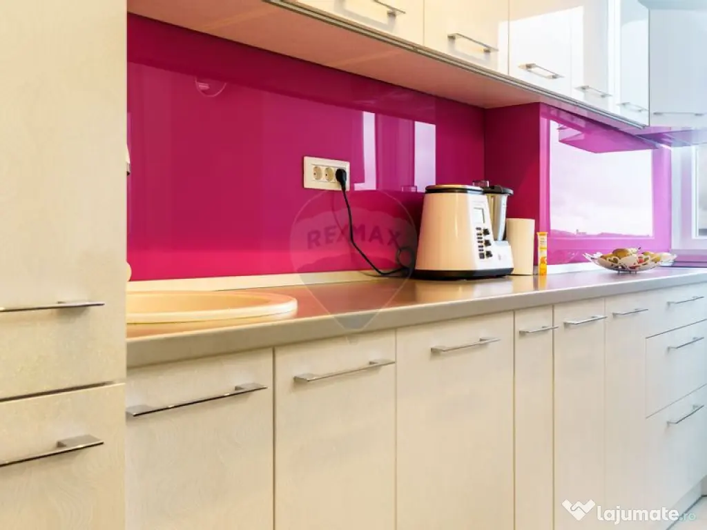 Apartament de vanzare | 3 camere | complet renovat | Mana... 